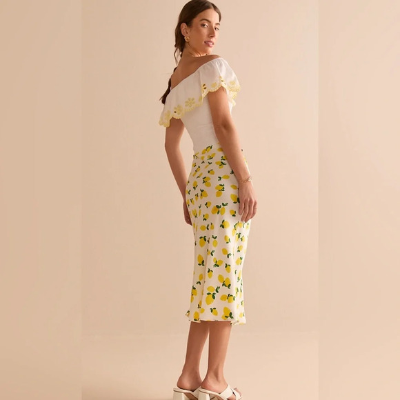 🍋Lemon Print "Francesca's" Fitted Midi Skirt - Picture 4 of 6